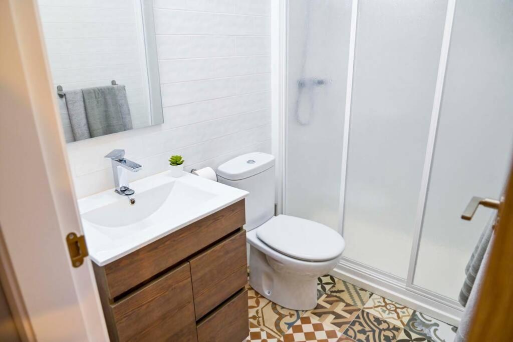 A - Apartamento Elegante Con Piscina Compartida Torrico エクステリア 写真