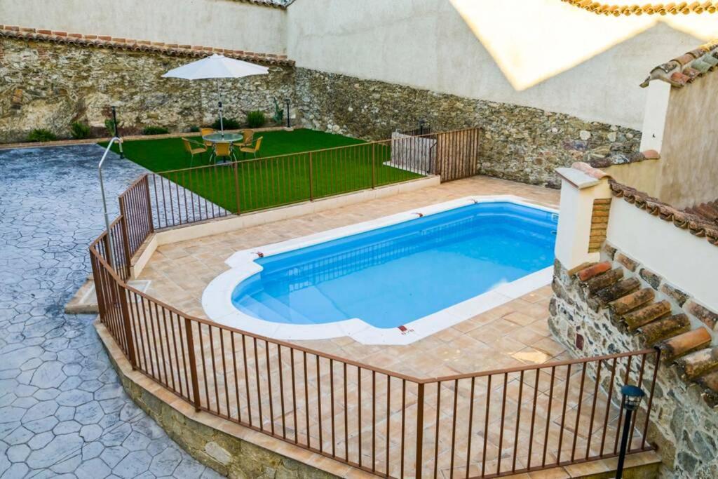A - Apartamento Elegante Con Piscina Compartida Torrico エクステリア 写真